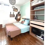 Spacieux Apparemment 2 Grand Lit Reparti Dans 2 Chambres