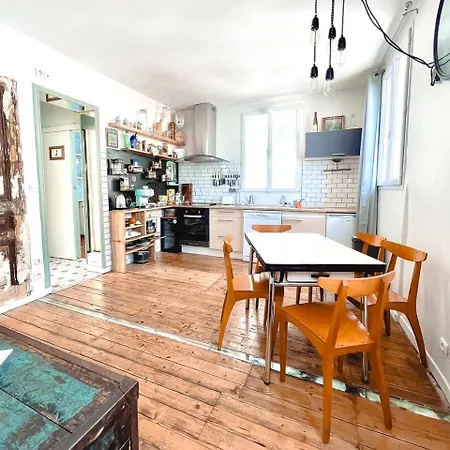 Appartamento Spacieux Apparemment 2 Grand Lit Reparti Dans 2 Parigi