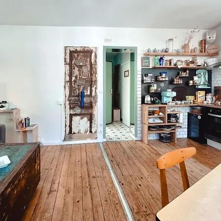 Apartment Spacieux Apparemment 2 Grand Lit Reparti Dans 2 Paris