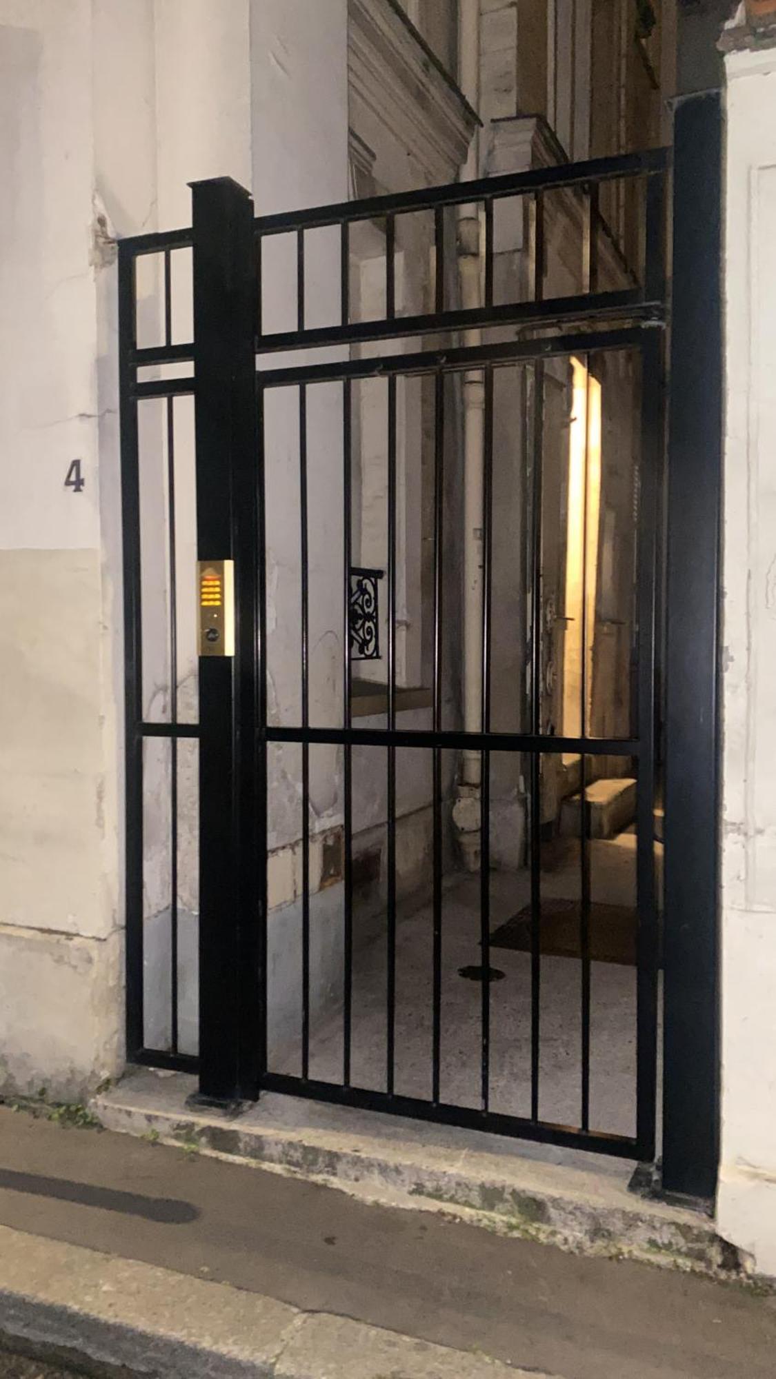 Apartment Spacieux Apparemment 2 Grand Lit Reparti Dans 2